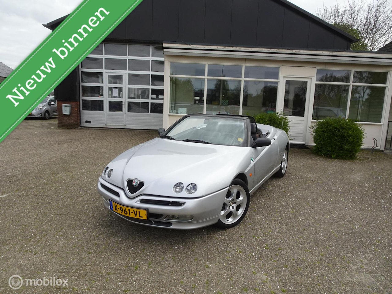 Alfa Romeo Spider - VOLLEDIG GEDOCUMENTEERD) 2.0-16V T.Spark L - AutoWereld.nl