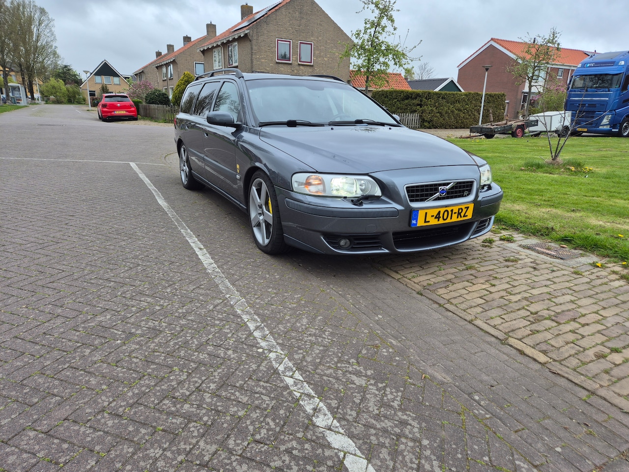 Volvo V70 - 2.5 R Geartronic - AutoWereld.nl