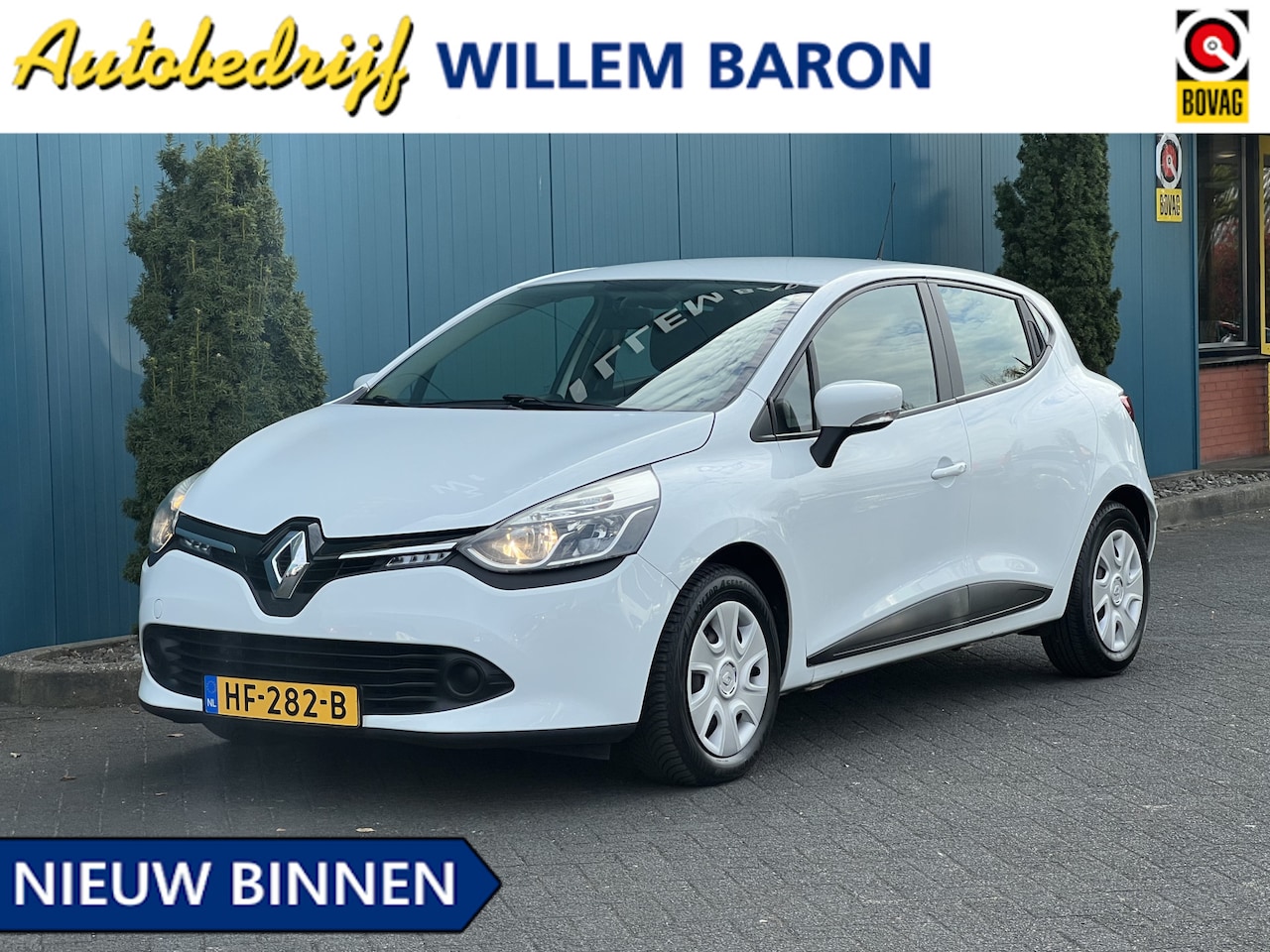 Renault Clio - 0.9 TCe Expression TREKH | CRUISE | AC | BLUETOOTH | NAV - AutoWereld.nl