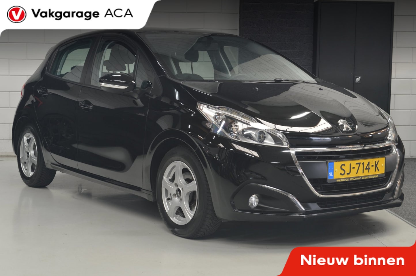 Peugeot 208 - 1.2 PureTech Blue Lion // 127.000 km // AIRCO // CRUISE // TREKHAAK // NAVI // PDC // - AutoWereld.nl