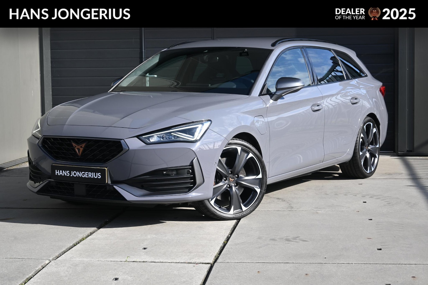CUPRA Leon Sportstourer - 1.4 e-Hybrid VZ Performance | 245 PK | TREKHAAK | STUUR/STOELVERWARMING | NAVI | APPLECARP - AutoWereld.nl