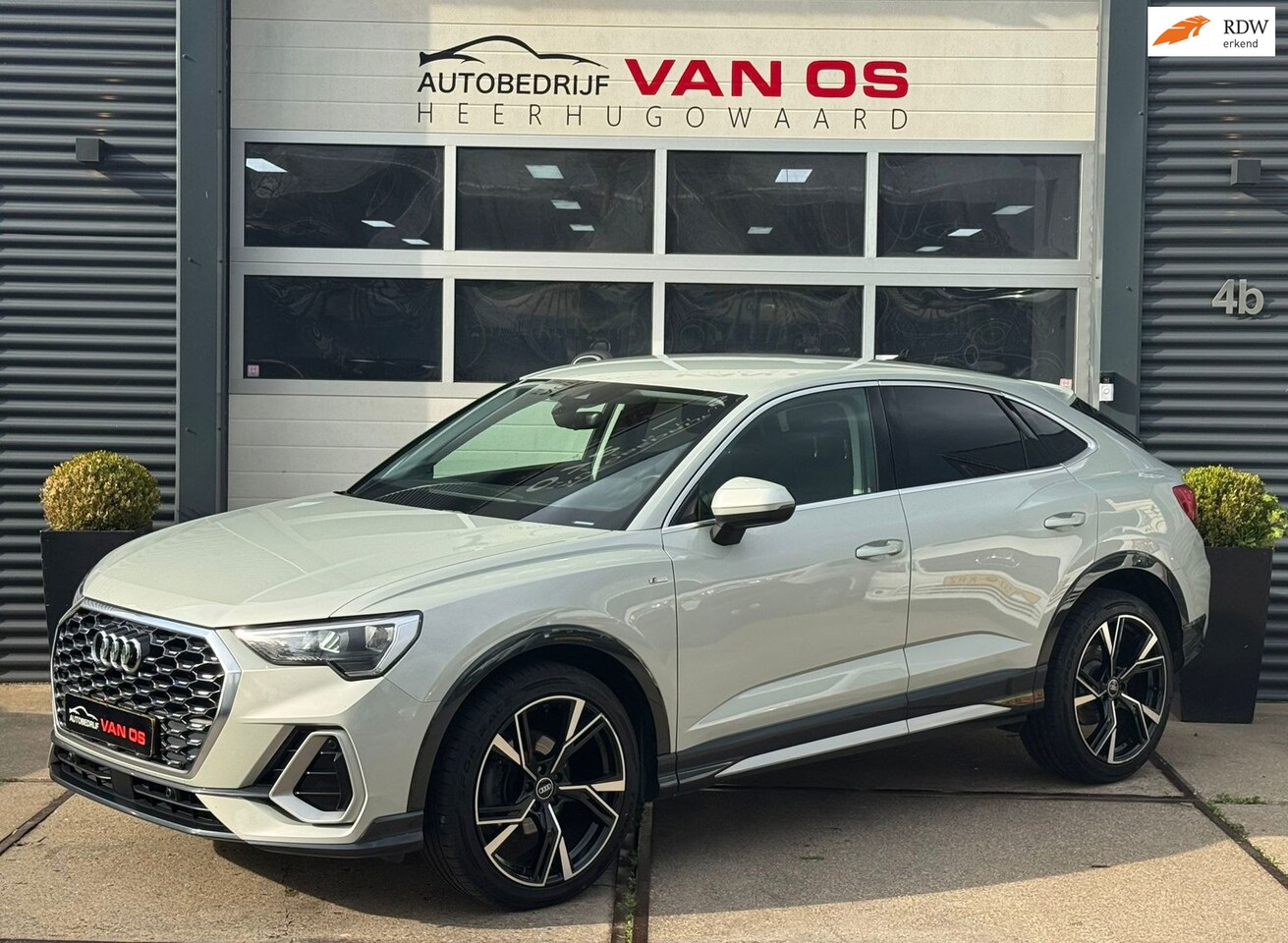 Audi Q3 Sportback - 35 TFSI Pro Line S l Velgen l Carplay l Navi l Aut l 150 PK - AutoWereld.nl