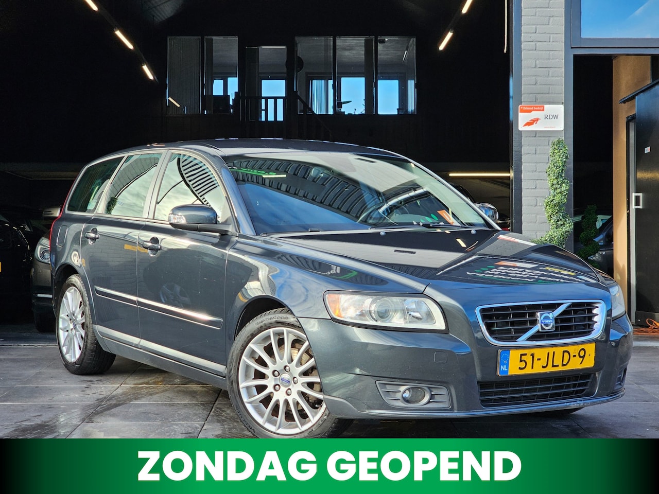 Volvo V50 - 1.8 Sport|Airco|El.Ramen|APK|Trekhaak|NAVI|NAP - AutoWereld.nl