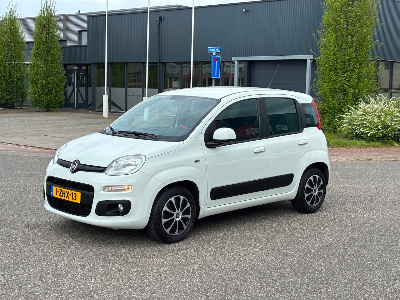 Fiat Panda - 0.9 TwinAir Lounge Airco Bleutooth - AutoWereld.nl