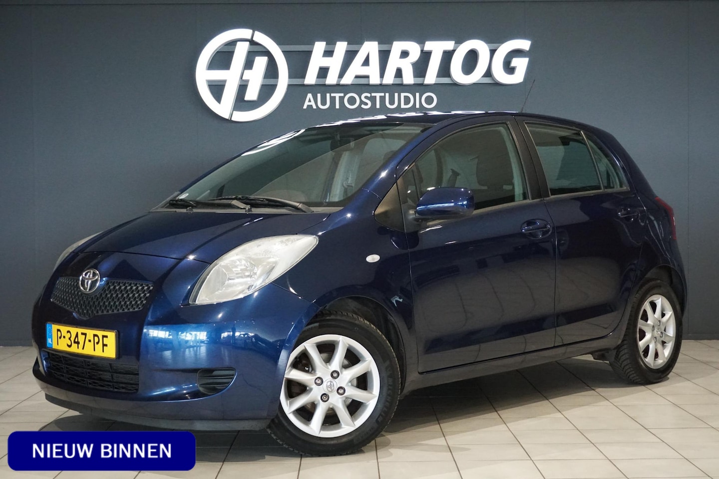Toyota Yaris - 1.3 VVTi Sol MMT + AUTOMAAT / STOELVERWARMING / AIRCO - AutoWereld.nl