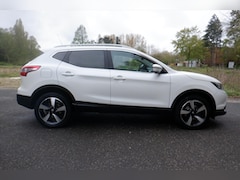 Nissan Qashqai - 1.2 DIG-T 115pk Xtronic N-Con.-PAN.DAK-360 GR. CAMERA-BOVAG