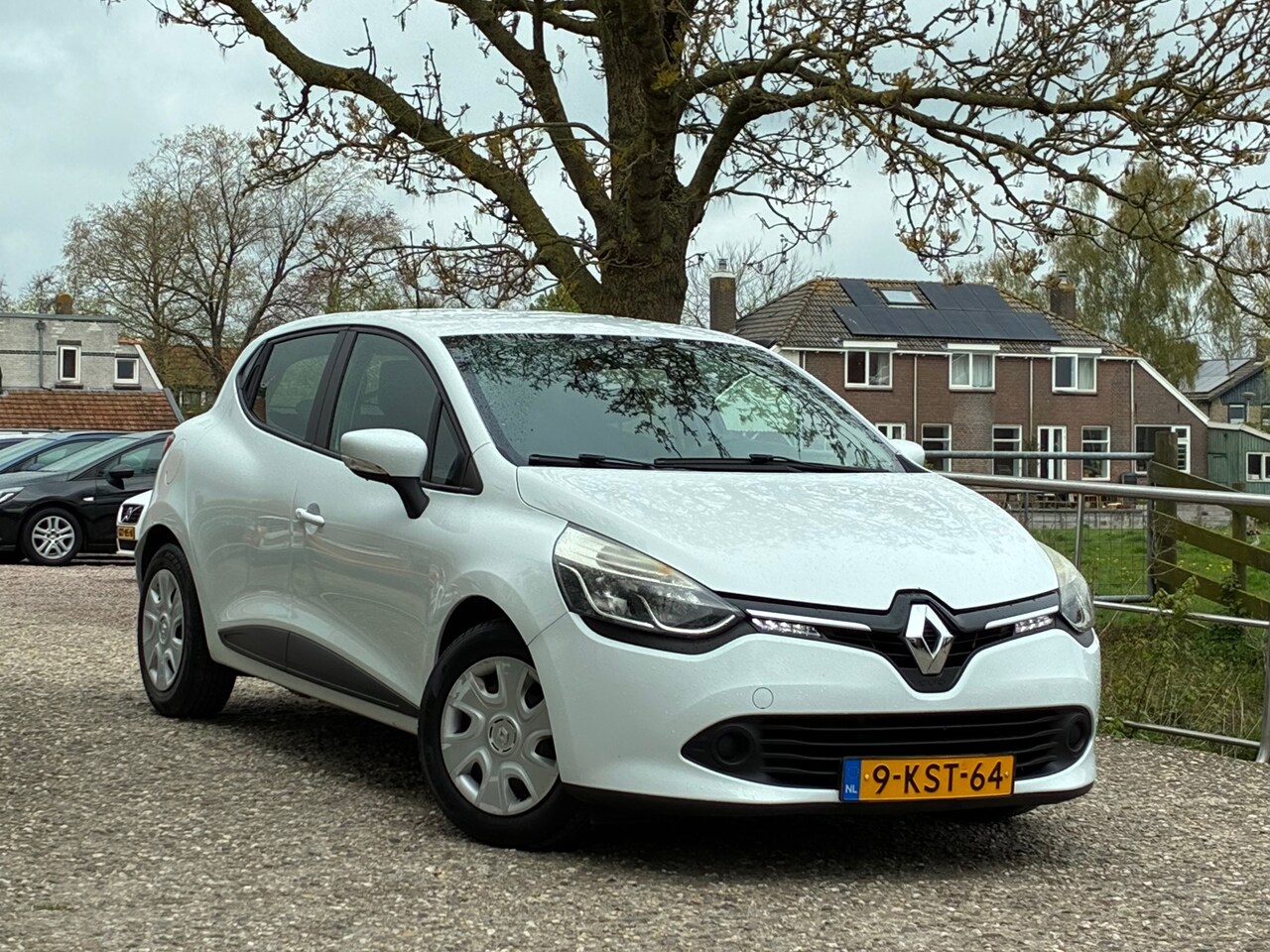 Renault Clio - 0.9 TCe | Airco + Cruise nu €3.450,-!! - AutoWereld.nl