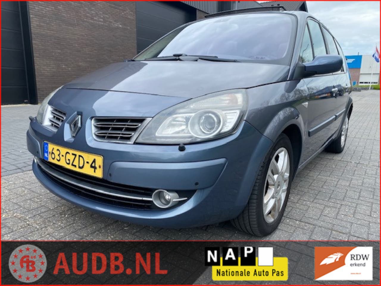 Renault Grand Scénic - 2.0-16V Tech Line | AUTOMAAT| GROOT PANO|LICHT METAAL| - AutoWereld.nl