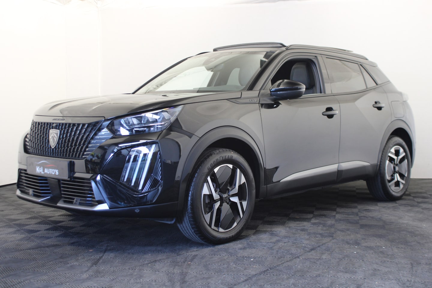 Peugeot 2008 - 1.2 PureTech 130 GT |Schuifdak|Camera| - AutoWereld.nl