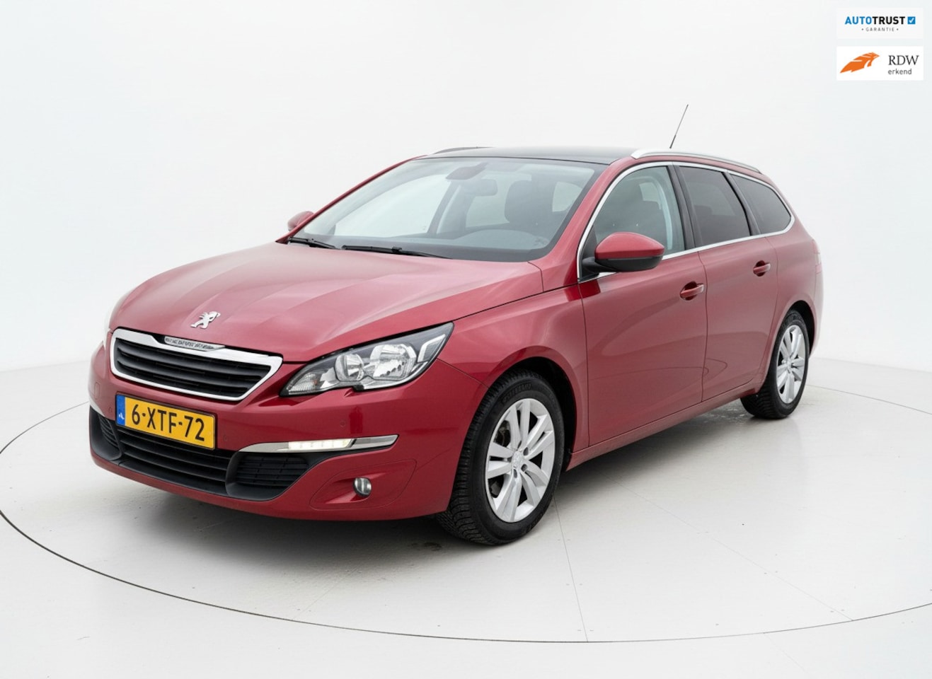 Peugeot 308 SW - 1.2T 131PK Style Navi|Panorama|Trekhaak!! - AutoWereld.nl