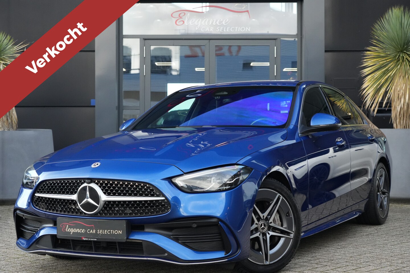 Mercedes-Benz C-klasse - 220 d AMG Line 200pk Navigatie/Stoelverwarming/Camera - AutoWereld.nl