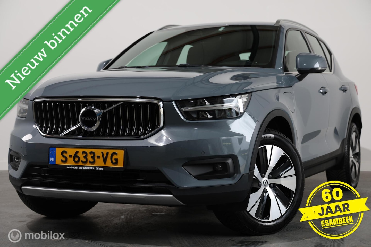 Volvo XC40 - 1.5 T4 Inscription - Semi-elektrische trekhaak - Navi - AutoWereld.nl