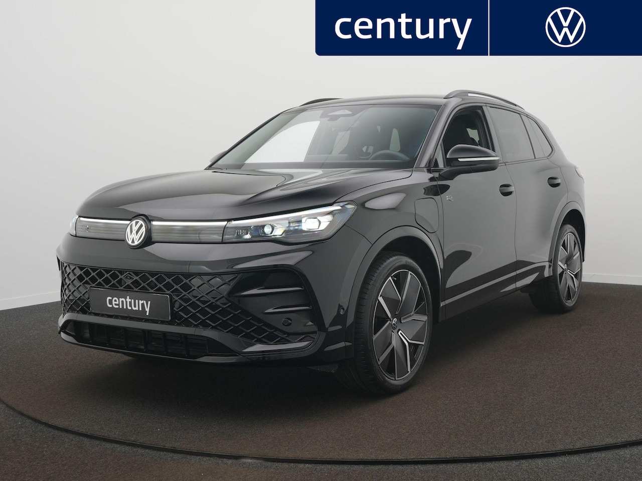 Volkswagen Tiguan - 1.5 eHybrid R-Line Edition DSG / Head-Up! / Adaptive cruise - AutoWereld.nl