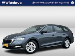 Skoda Octavia Combi - 1.0 e-TSI Business Edition / Digitiaal dashboard / App connect / Navigatie / LED / Camera