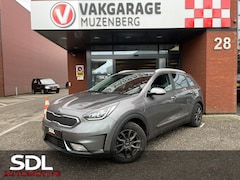Kia Niro - 1.6 GDi PHEV DynamicPlusLine // ADAPT. CRUISE // HALF LEDER // DODEHOEK // CAMERA // NAVI+