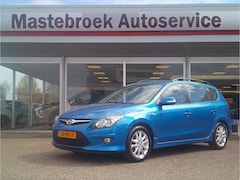 Hyundai i30 CW - 1.6i i-Drive Cool Staat in Hardenberg