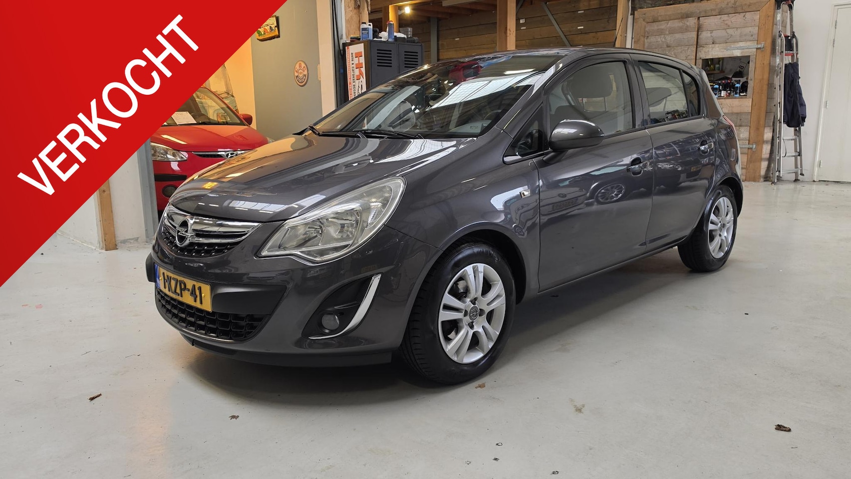 Opel Corsa - 1.2-16V Anniversary Edition Airco, cruisecontrole, 5 deurs, volledig onderhouden, LMV, NAP - AutoWereld.nl