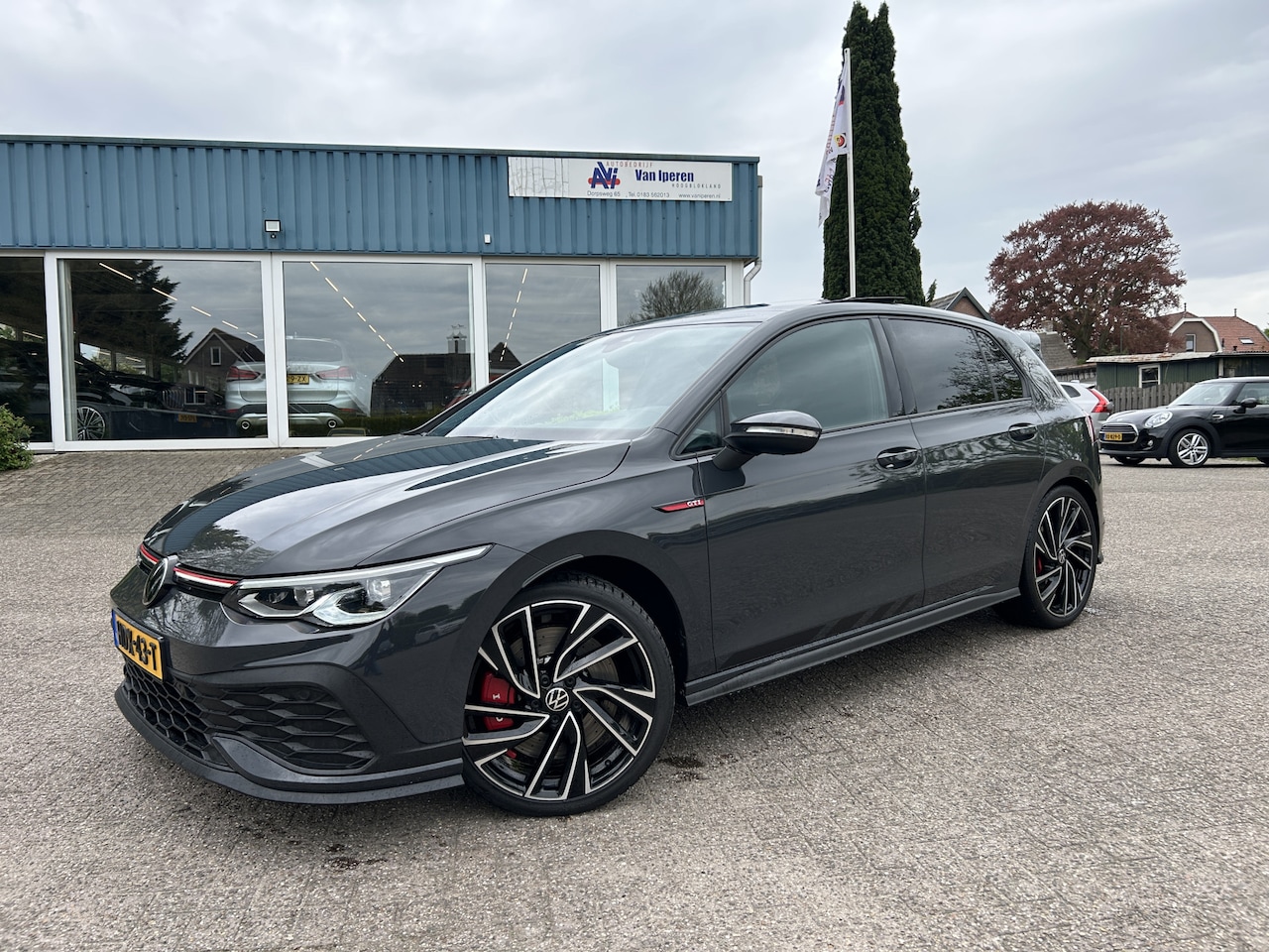 Volkswagen Golf - 2.0 TSI GTI Clubsport 2.0 TSI GTI Clubsport 300Pk,Pano,Head-Up - AutoWereld.nl