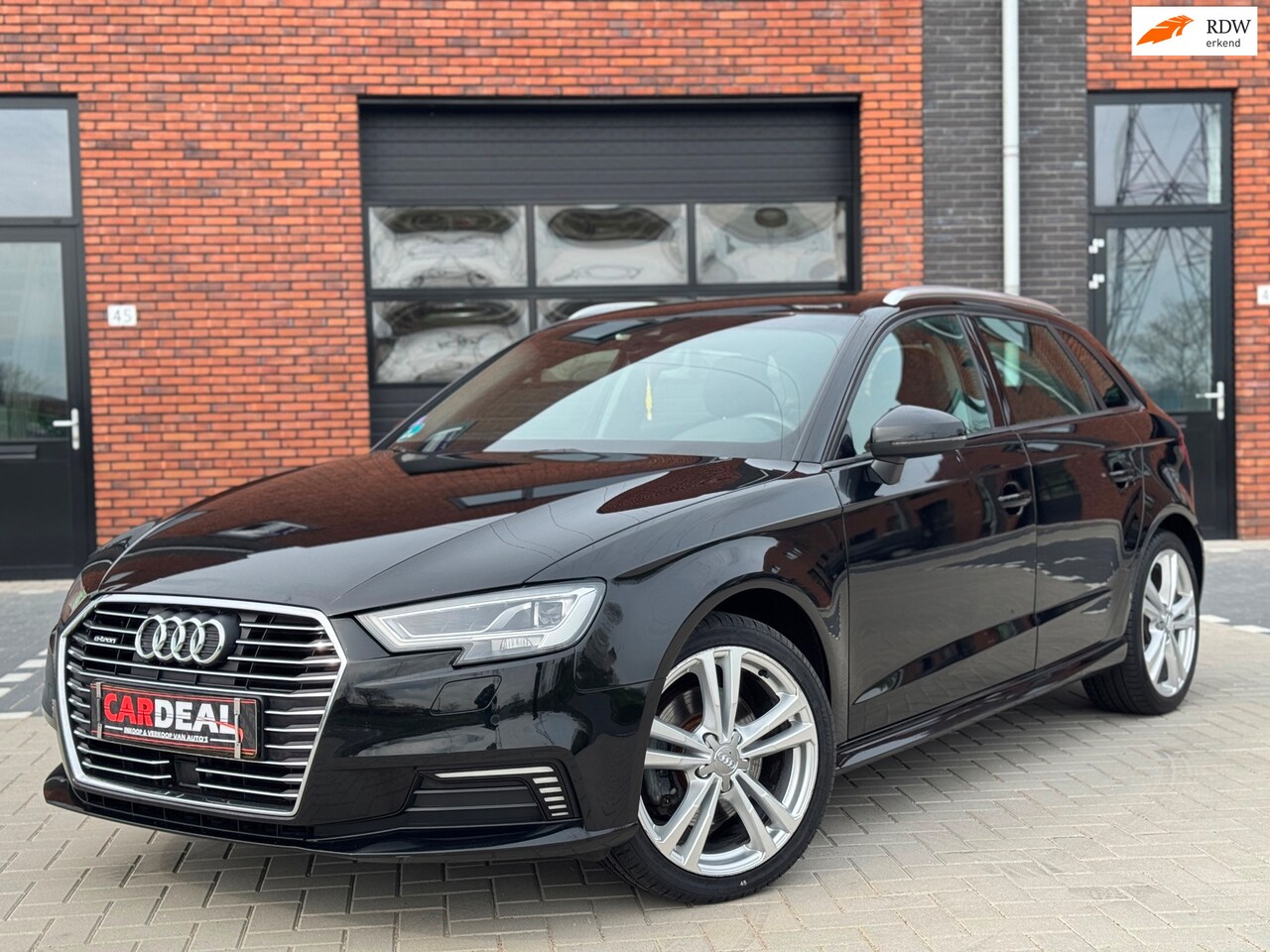 Audi A3 Sportback - 40 e-tron Advance Sport 2020|DASH|ACC|LED - AutoWereld.nl
