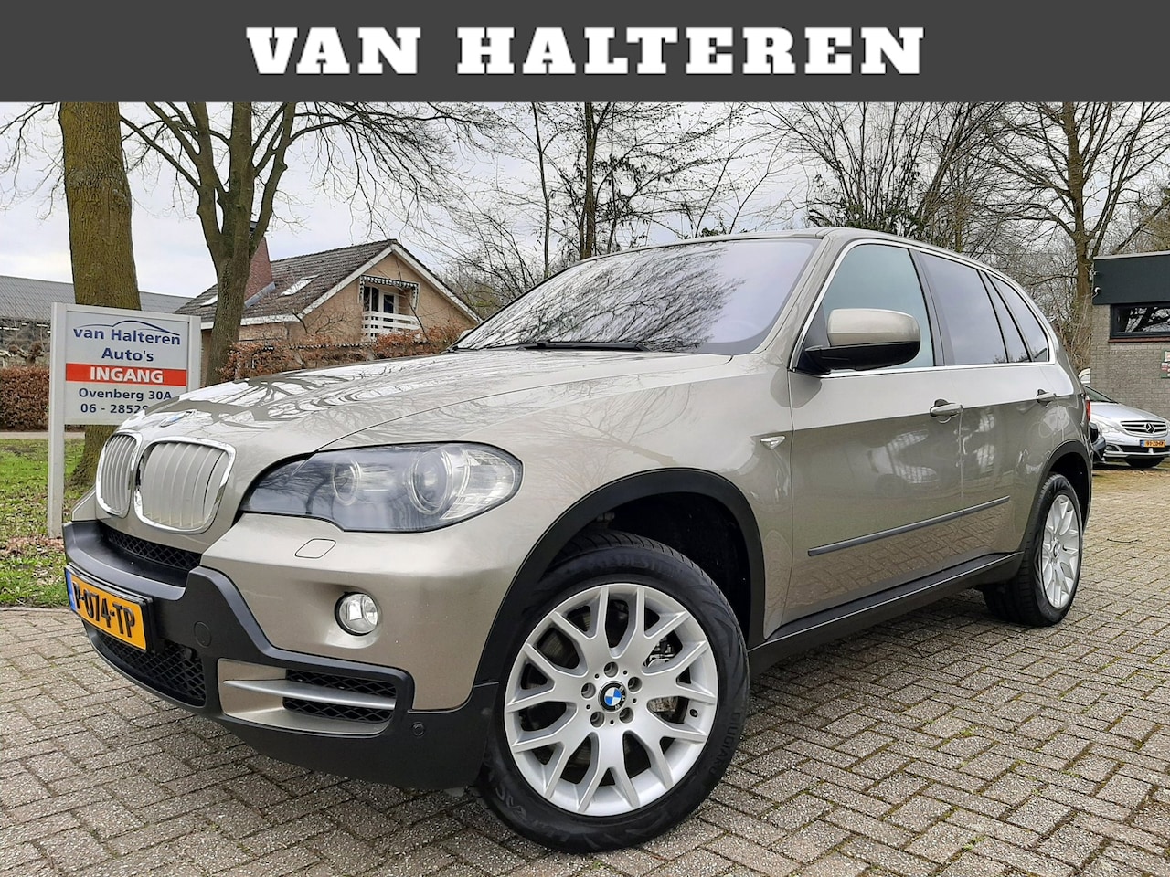 BMW X5 - XDrive48i 355PK Airco/Clima Leder Navi Panoramadak - AutoWereld.nl