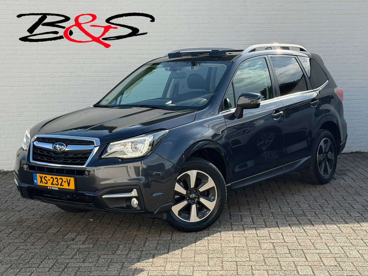 Subaru Forester - 2.0 Premium Automaat Trekhaak Clima Cruise Camera Leder Memory Seats Panorama Navigatie - AutoWereld.nl