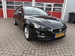 SEAT Leon Sportstourer - 1.0 eTSI 111 PK | Style Business Intense | Automaat |