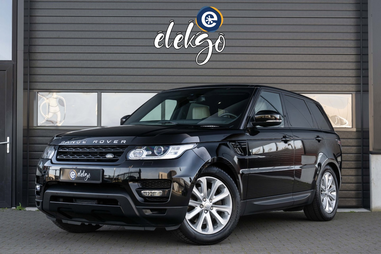 Land Rover Range Rover Sport - 3.0 TDV6 SE|Bi Xenon|Camera|Cruise|Verwarmde voorruit - AutoWereld.nl