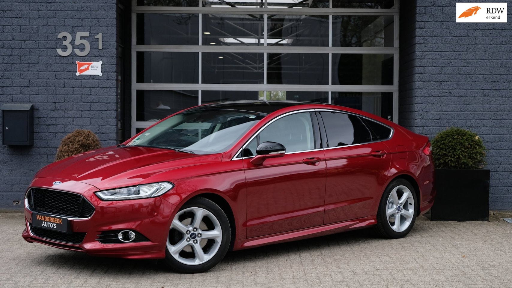 Ford Mondeo - 2.0 Titanium 203PK Automaat Navi 1e eigenaar Dealer onderhouden - AutoWereld.nl