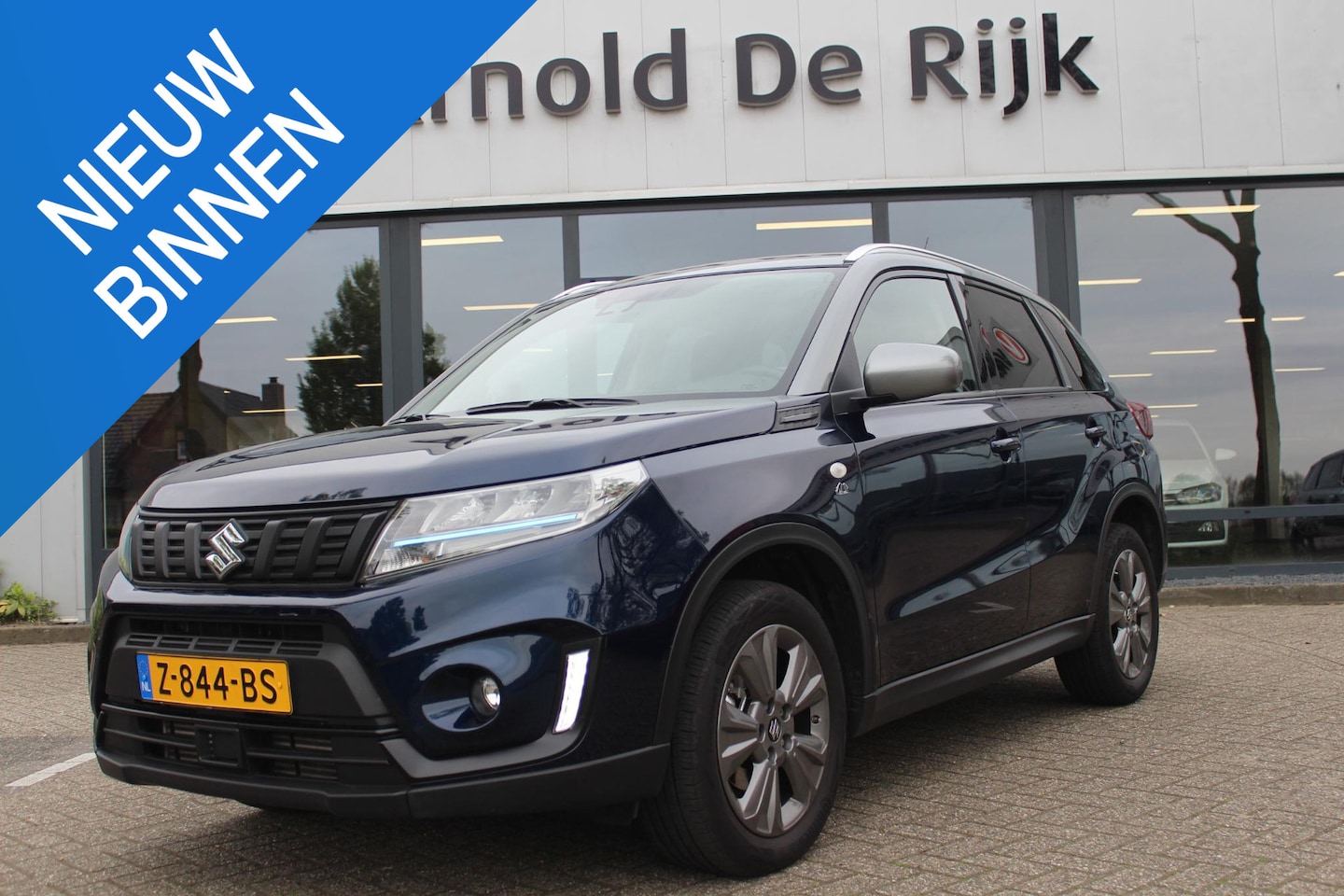 Suzuki Vitara - 1.4 Boosterjet Select Rhino Edition Smart Hybrid 1.4 Boosterjet Select Rhino Edition Smart Hybrid - AutoWereld.nl