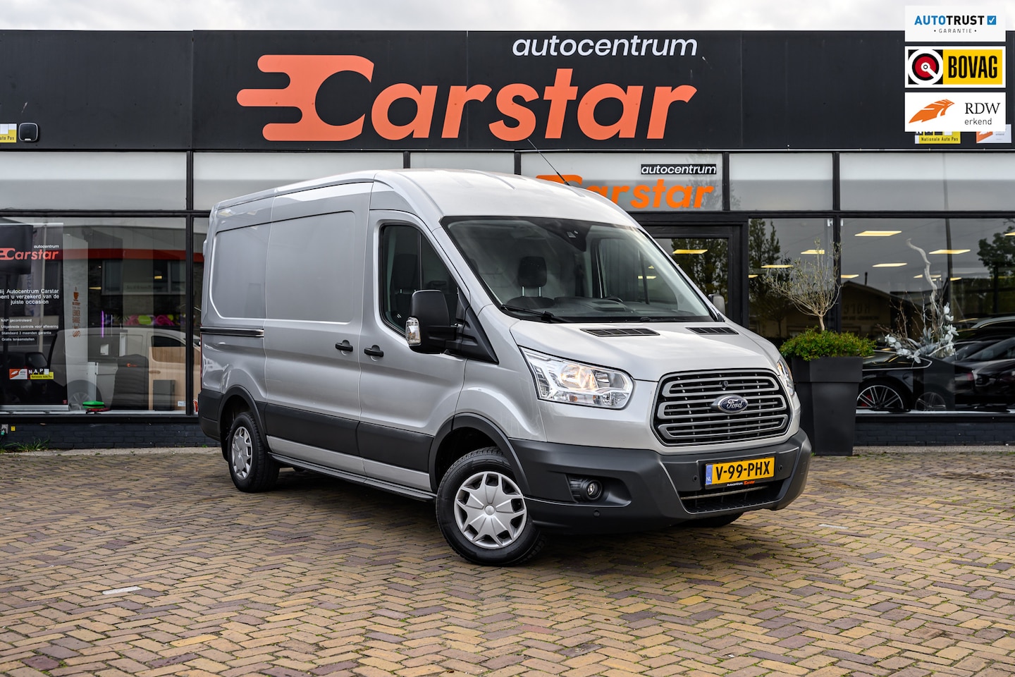 Ford Transit - |Airco|Navi|Cruise|Pdc 310 2.0 TDCI L2H2 Ambiente - AutoWereld.nl