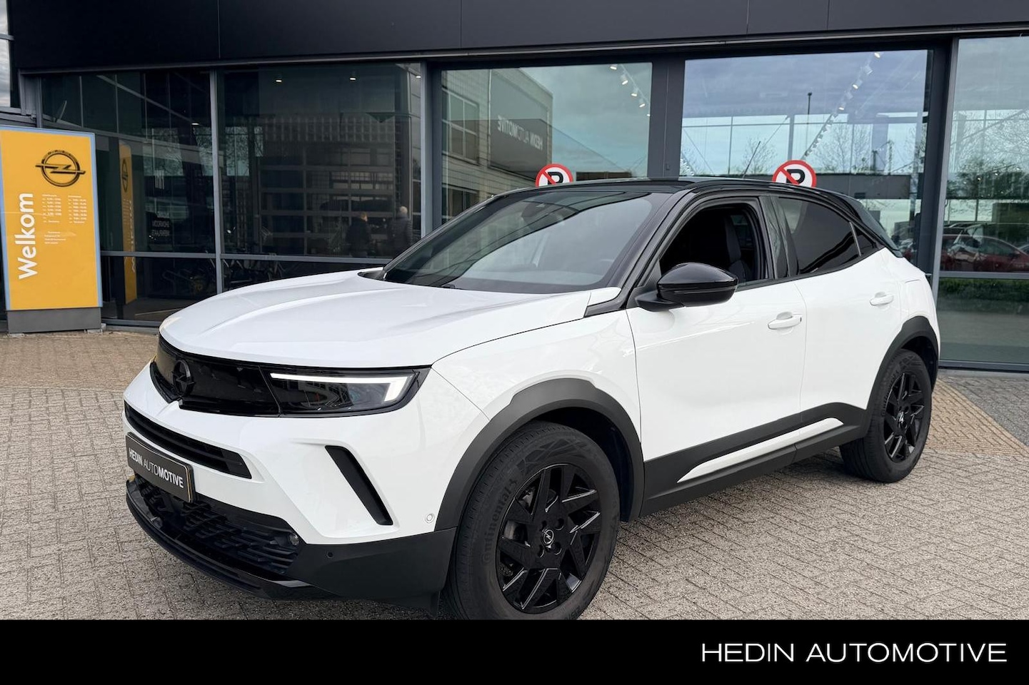 Opel Mokka - 1.2 Turbo GS Automaat | Airco | Camera | Trekhaak | Carplay | 17" LM velgen | Zwart Dak - AutoWereld.nl