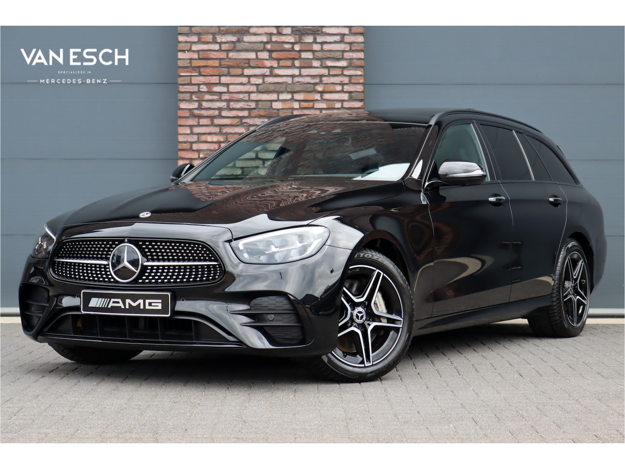 Mercedes-Benz E-klasse Estate - 300 de Premium+ AMG Line | Distronic+ | Panoramadak | Burmester | Memory | Keyless Go | Le - AutoWereld.nl