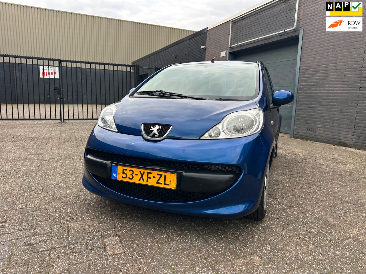 Peugeot 107 - 1.0-12V XS Airco Carplay Elek. Pakket Toerenteller 5d APK NAP. - AutoWereld.nl