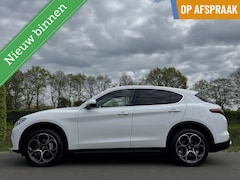 Alfa Romeo Stelvio - 2.0 T Q4 Luxery, 280pk, 20 inch, Carplay