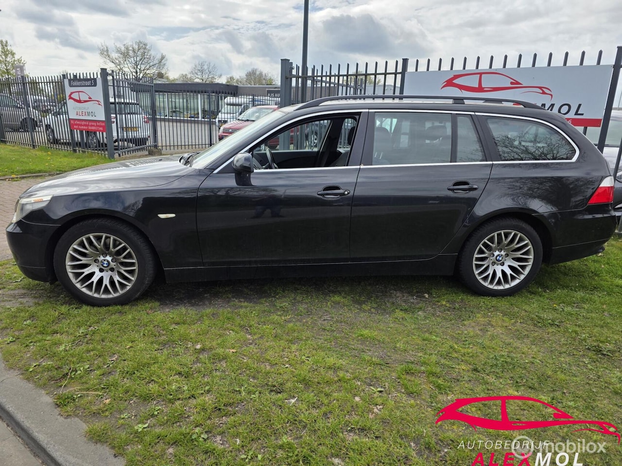 BMW 5-serie Touring - 525i Business Line loopt op 5 cilinders - AutoWereld.nl