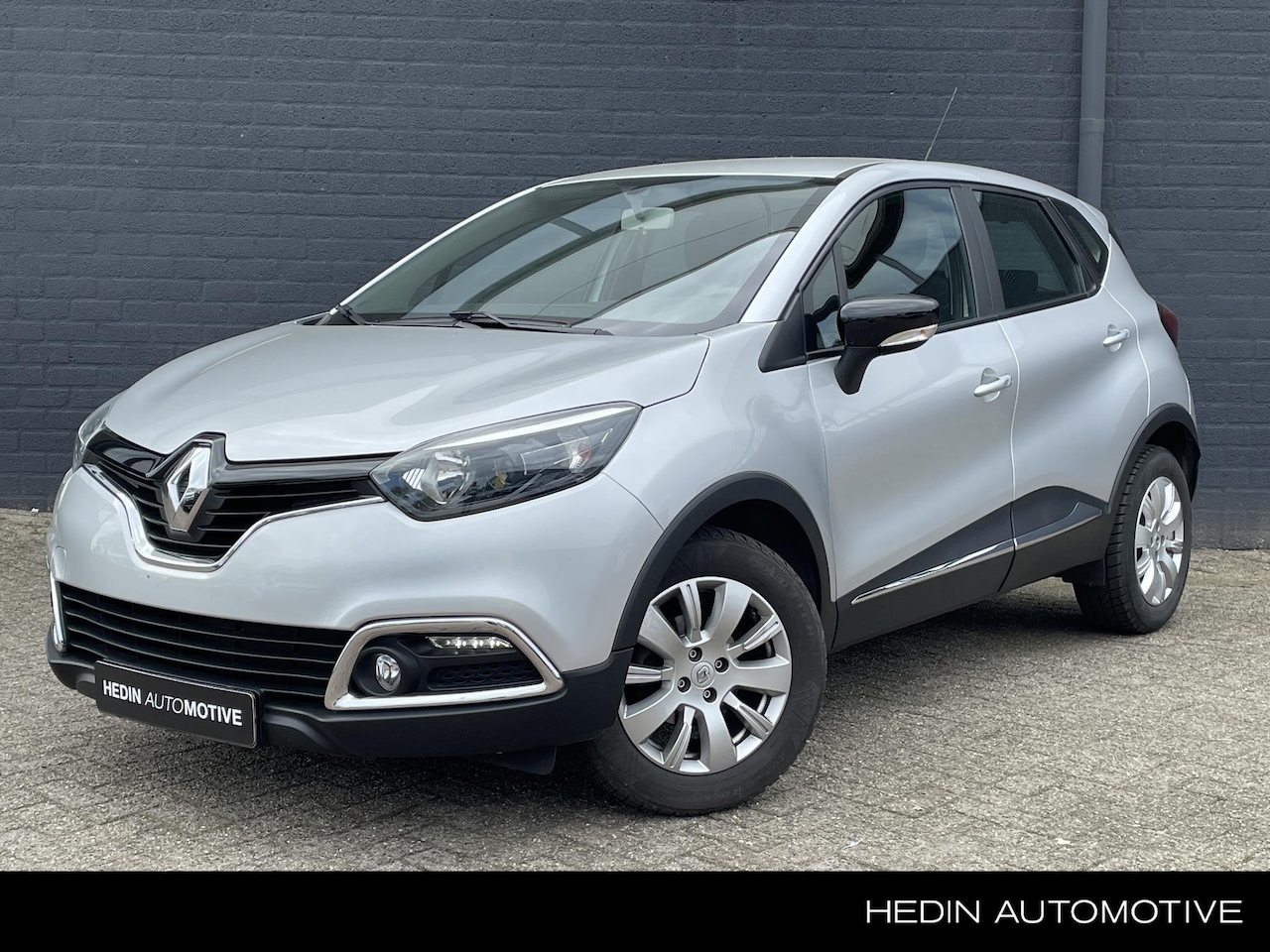 Renault Captur - 0.9 TCe Expression | Alpine Navi/Carplay/Android Auto | Airco | Cruise | Velgen - AutoWereld.nl