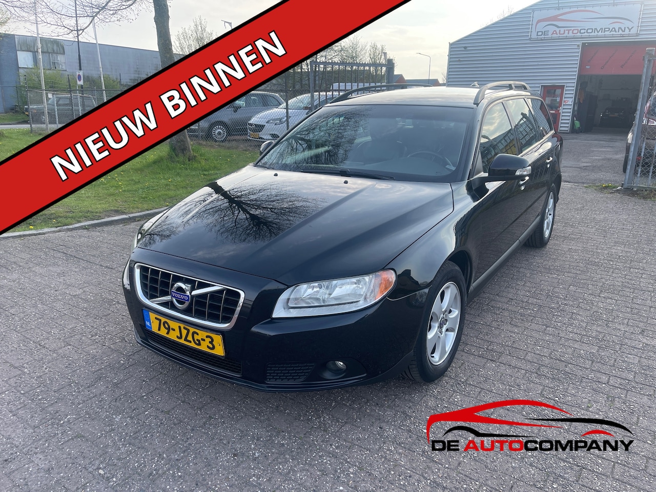 Volvo V70 - 2.0 Limited Edition 3e Eigenaar Dealer Onderhouden - AutoWereld.nl