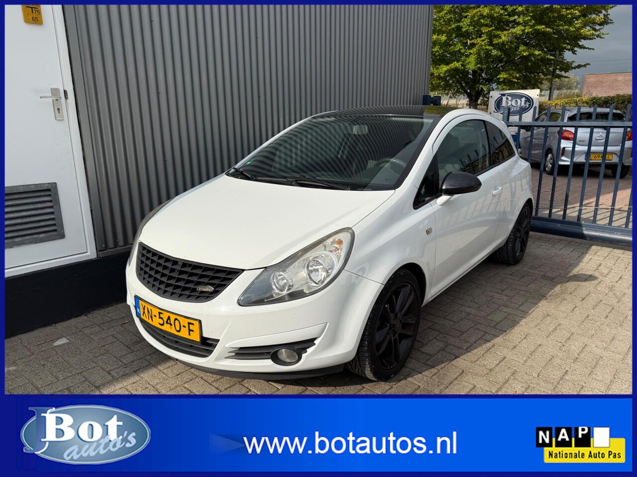 Opel Corsa - 1.2-16V Essentia 1.2-16V Essentia - AutoWereld.nl