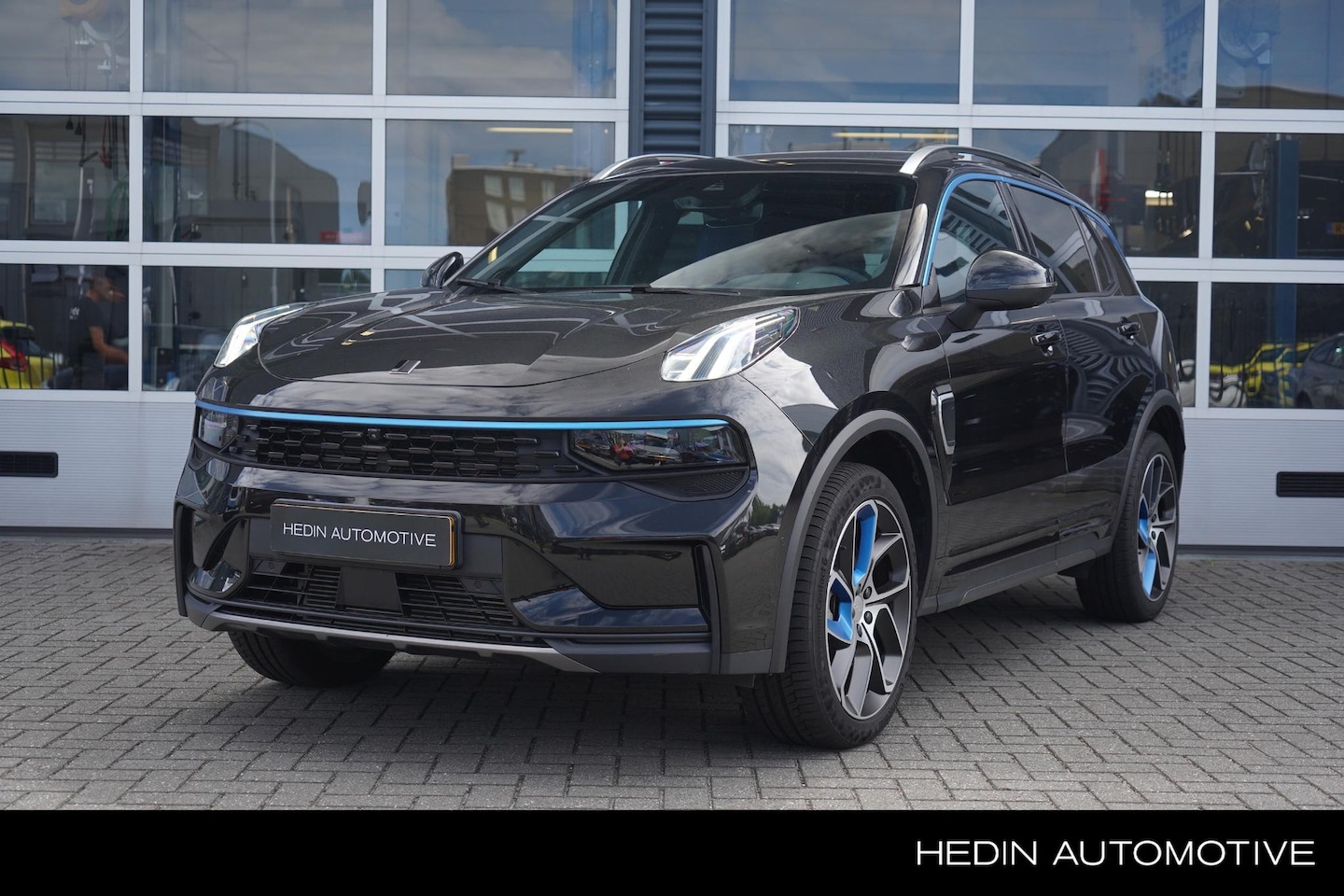 Lynk & Co 01 - 1.5 | Stoelverwarming | Elektrische stoel | Panoramadak | 360° camera | Sfeerverlichting | - AutoWereld.nl