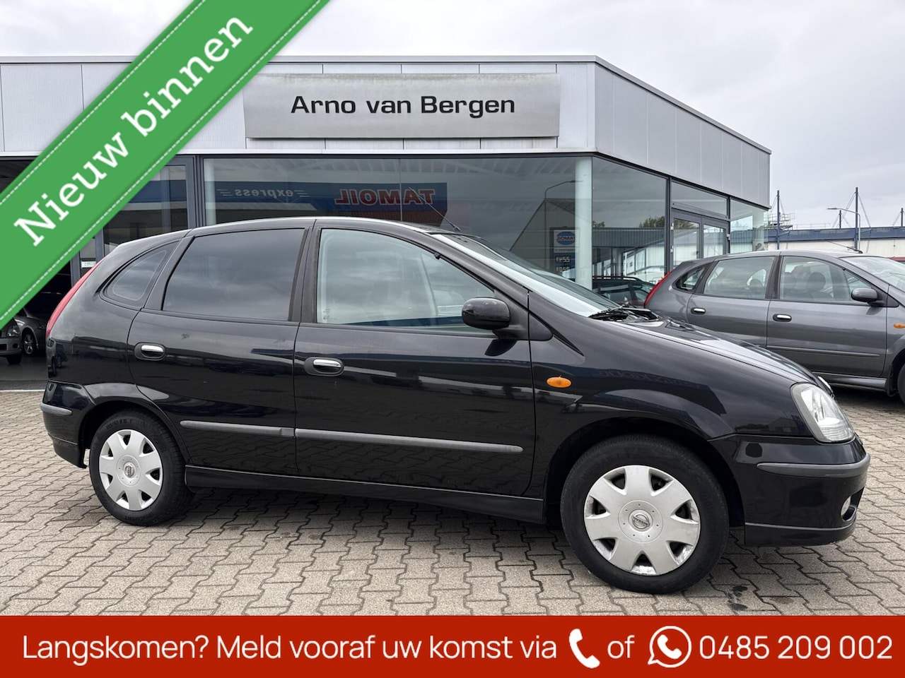 Nissan Almera Tino - 1.8 Tekna 1.8 Tekna, climatronic, navi, trekhaak, achteruitrijcamera, trekhaak, nette auto met een n - AutoWereld.nl