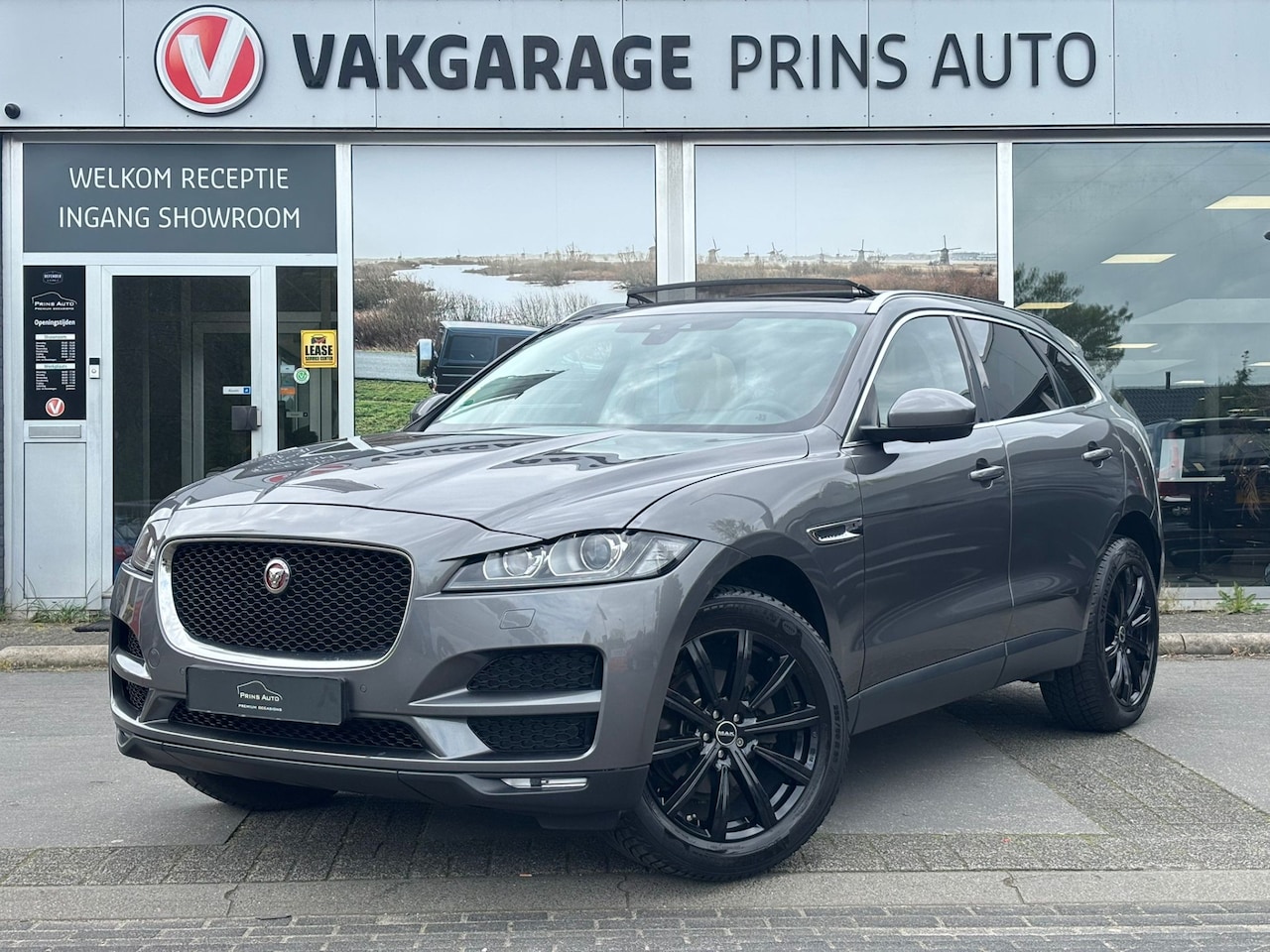 Jaguar F-Pace - 2.0 Portfolio AWD 20d |PANO|STOELVW.|VIRTUAL|LED|MEMORY| 18715/ - AutoWereld.nl
