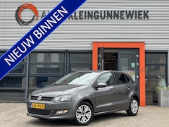 Volkswagen Polo - 1.2 TSI BlueMotion Highline / Stoelverwarming / Navi / Bleutooth / Cruise Control /