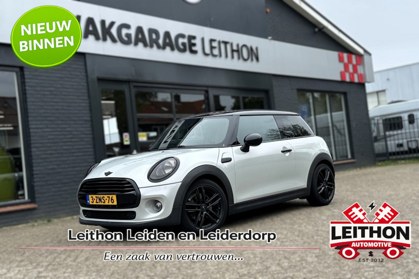 MINI Cooper - Mini 1.5 Business | Black Edition - AutoWereld.nl