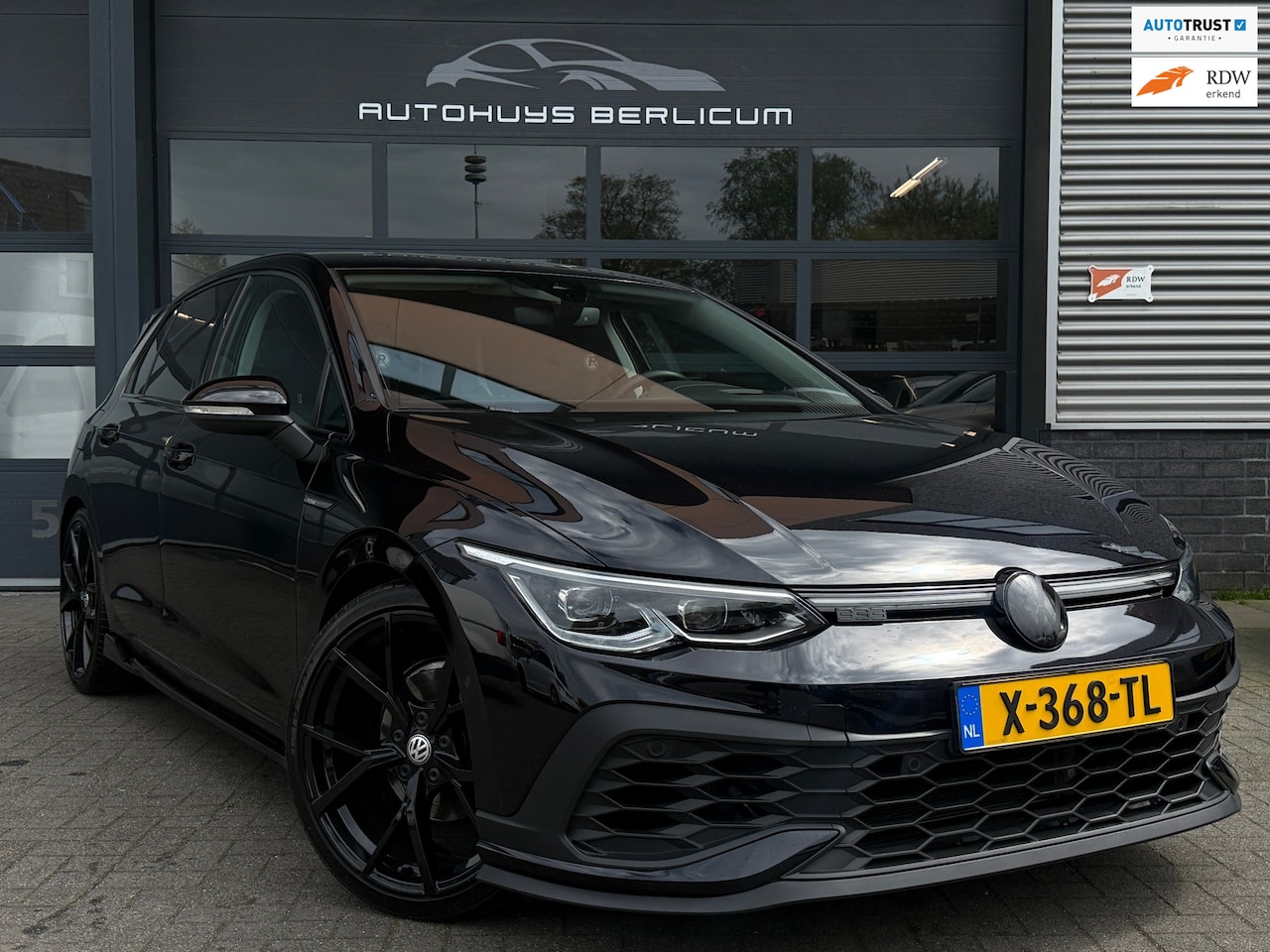 Volkswagen Golf - 1.5 eTSI Style R Line Sfeer Clima Maxton Stoelverwarming - AutoWereld.nl