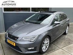 SEAT Leon ST - 1.4 TSI 150pk DSG FR Business Panoramadak Navigatie 18" Velgen Trekhaak