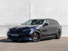 BMW 5-serie Touring - 530e / AC Schnitzer optik pakket + LM velgen / Head-up