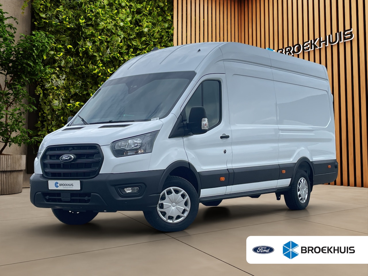 Ford Transit - 350 2.0 TDCI L4H3 Trend RWD Navigatie | Trekhaak | All Seasonbanden | - AutoWereld.nl