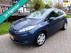 Ford Fiesta - 1.25 Limited 4-Cilinder 3-deurs Airco 2e eigenaar Zuinig B-Label