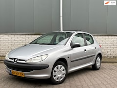 Peugeot 206 - 1.4 XT-Automaat-Dakje-NWE distributieriem, beurt en APK
