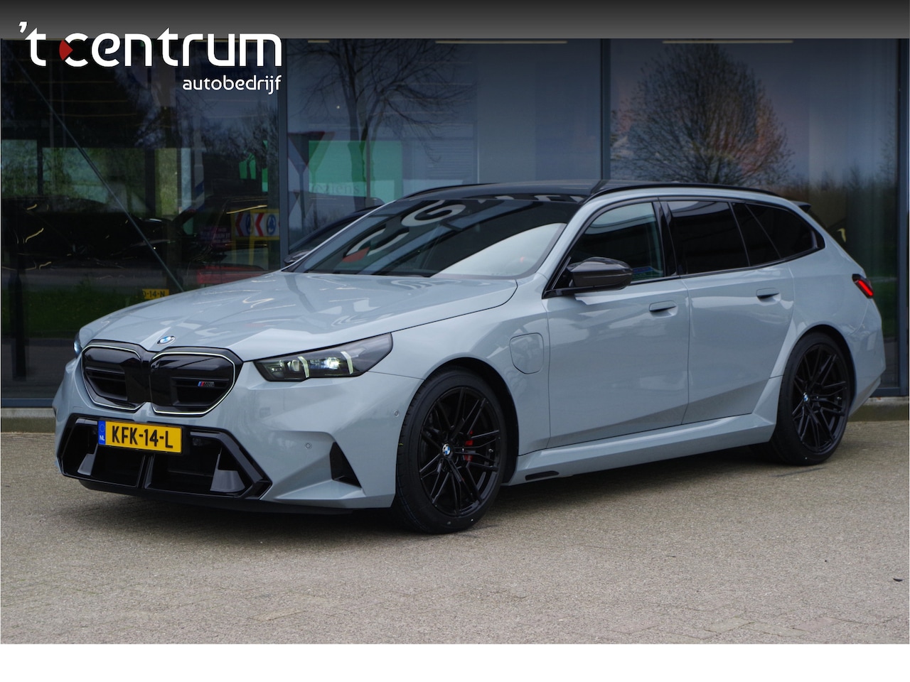 BMW 5-serie Touring - M5 M5, M-Drivers Pack, Panoramadak, B&W Sound, Trekhaak, Carbon Int, Driv. Ass. Prof, Comfort - AutoWereld.nl